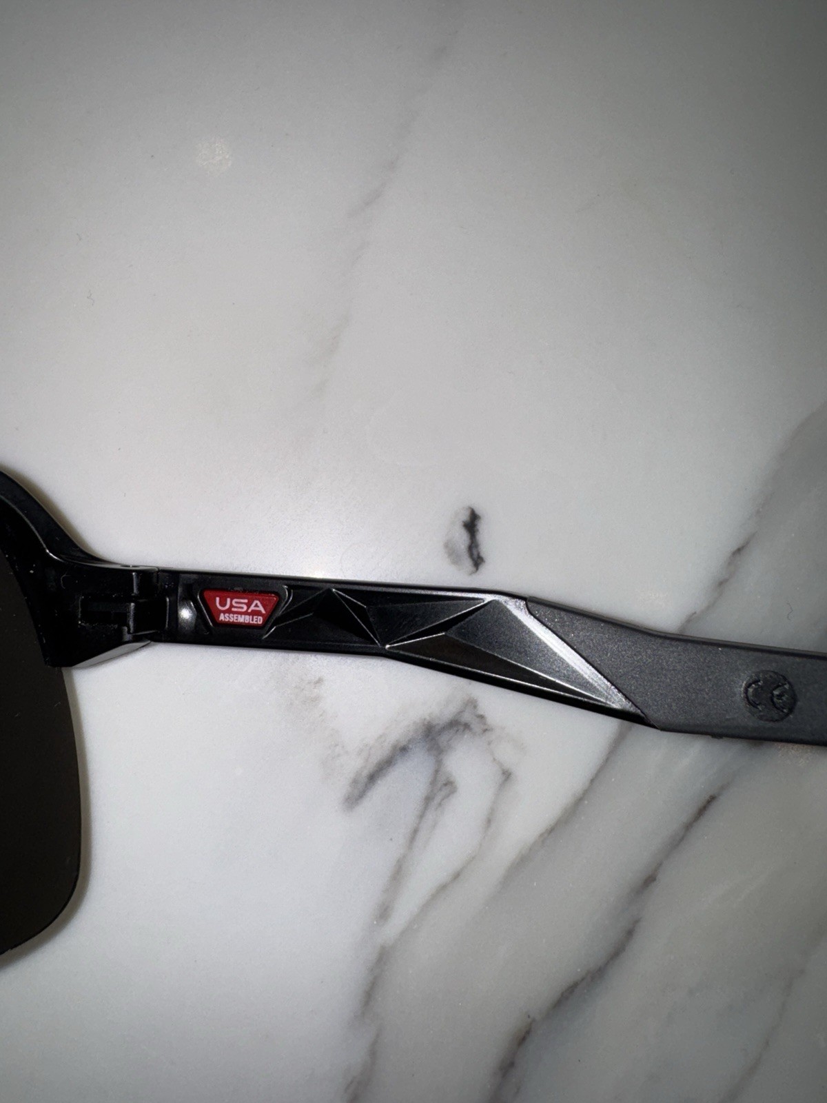 Oakley Sutro Prizm Shield Sunglasses Lightweight Wrap Black Plastic unisex