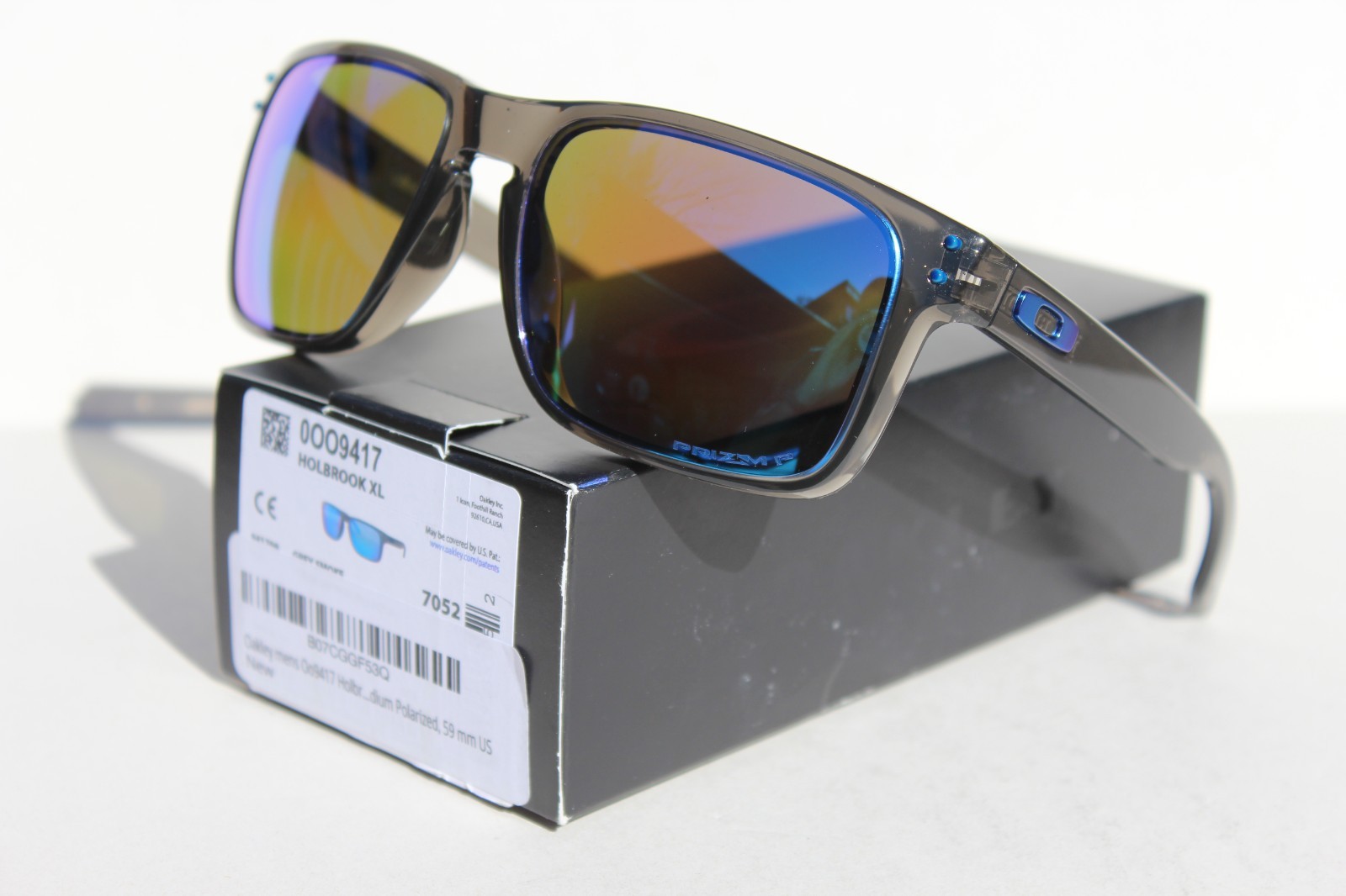 OAKLEY Holbrook XL POLARIZED Sunglasses Grey Smoke/Prizm Sapphire OO9417-09 NEW