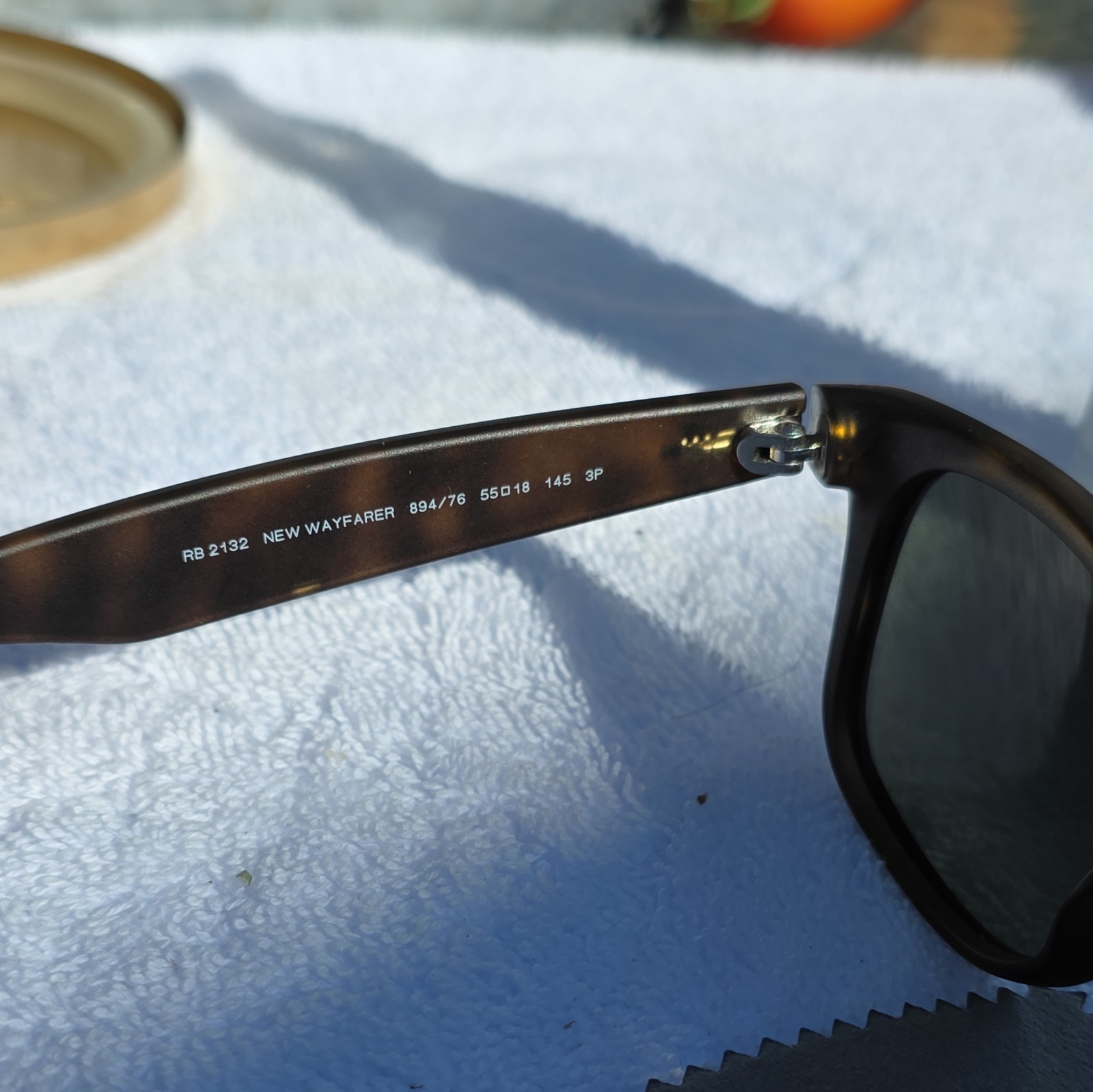 MINT Ray-Ban New Wayfarer Unisex Sunglasses, Polarized Lenses, Hardcase 👀 LOOK!