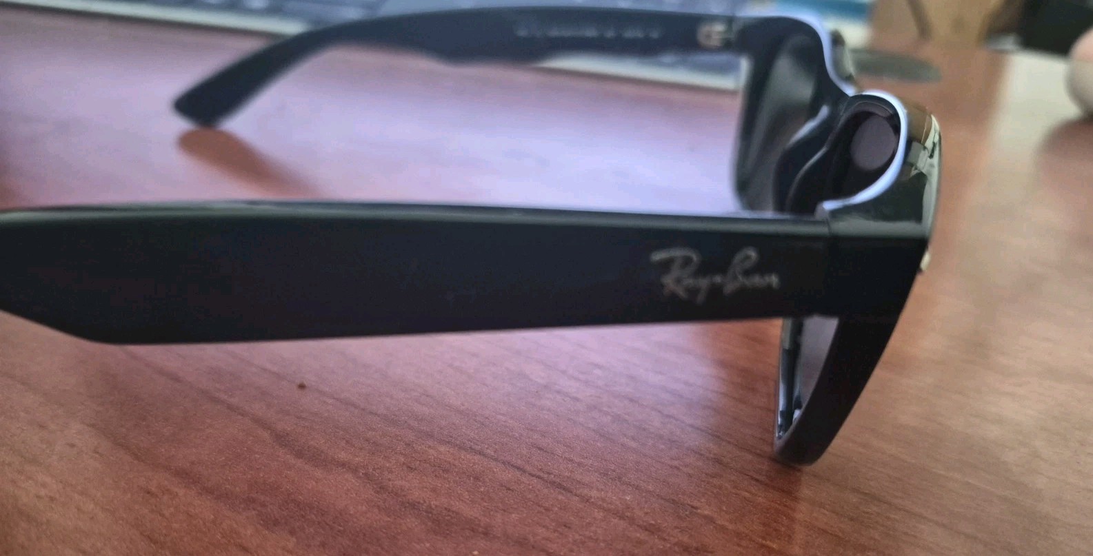 Ray-Ban RB2132 New Wayfarer Men’s Sunglasses Black Frame Polarized 55-18