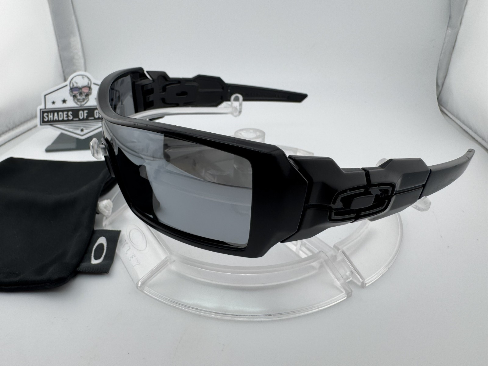 OAKLEY OIL RIG MATTE BLACK W/ SILVER AFTERMARKET POLARIZED SUNGLASSES 03-464 9