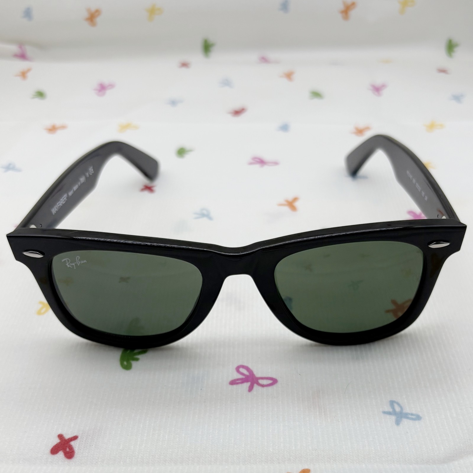 Ray-Ban Sunglasses RB2140 Original Wayfarer Black Frame Green Lenses 50mm Unisex