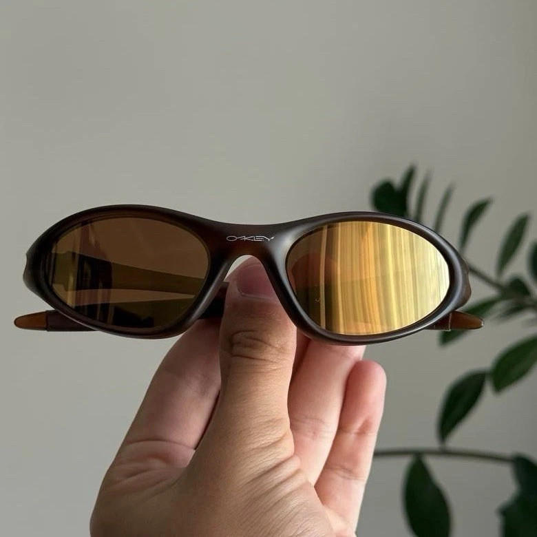 Oakley Minute 1.0 Brown Sunglasses