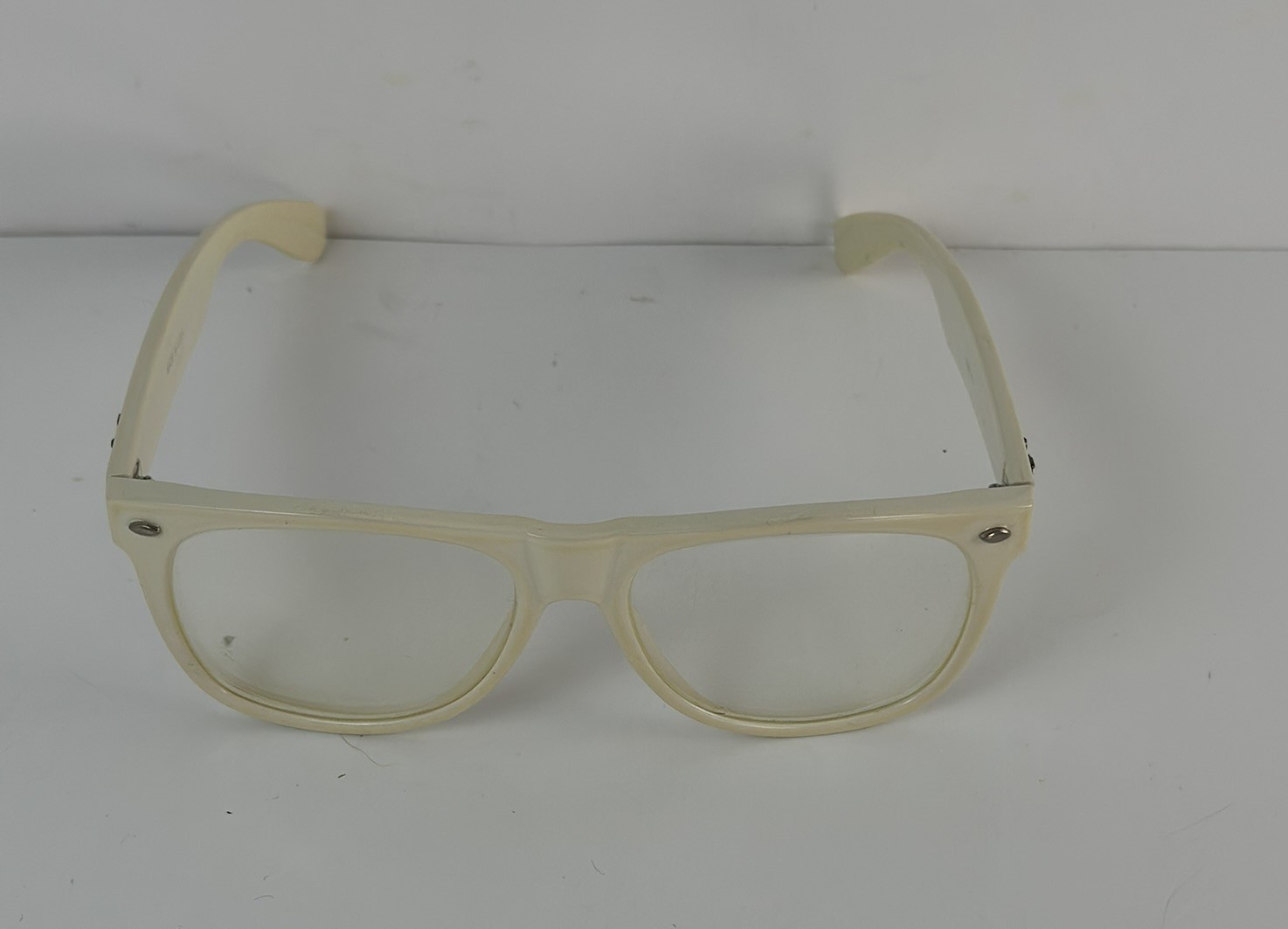 Ray Ban RB2141 Wayfarer Glasses Ivory Off White Vintage Bausch Lomb Made in USA