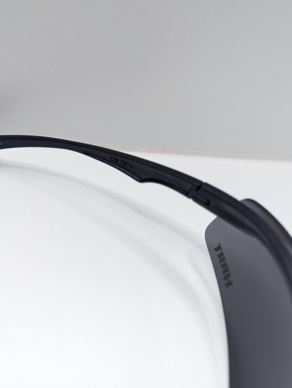 Hart Safety GlassesEN166 Z87+ Anti-Fog UV Dark Gray Lens Black Wrap Sunglasses