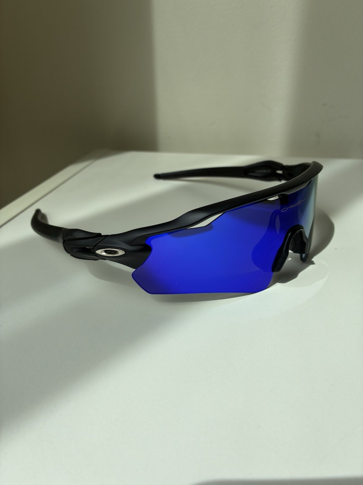 NEW Oakley 009208 Radar Ev Path Men’s Sunglasses Black Frame – Blue Prizm Lens