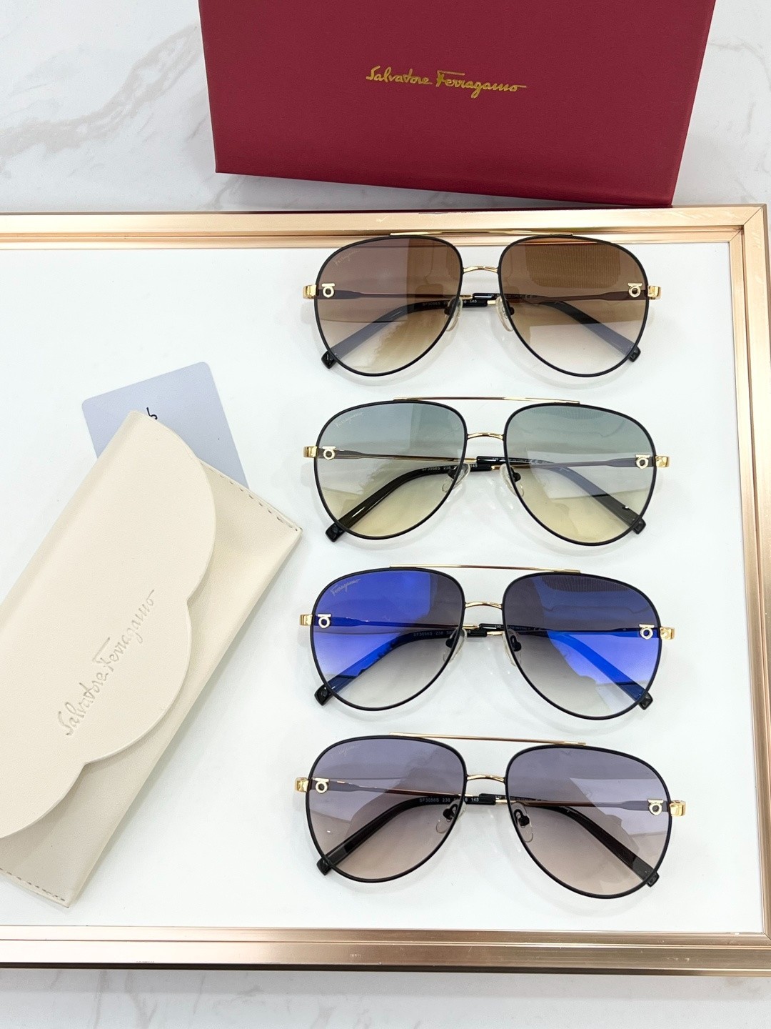 Salvatore Ferragamo Style Unisex Sunglasses – MODEL：SF3056S – SIZE: 58口16-145