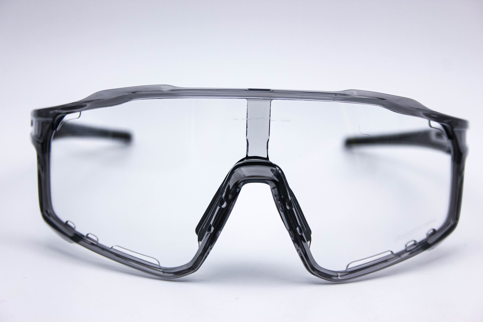 Kapvoe X76 Anti-Fog Photochromic Cycling Sports Sunglasses