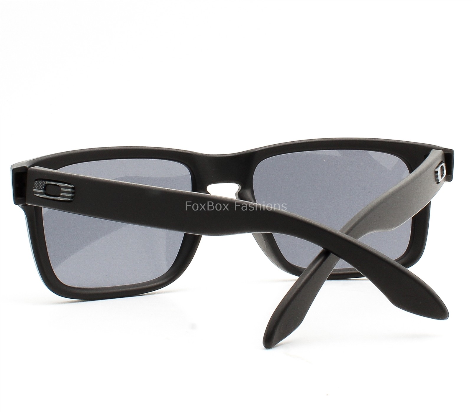 Oakley Holbrook Sunglasses OO9102-E555 Matte Black USA Flag Logo w/Pouch