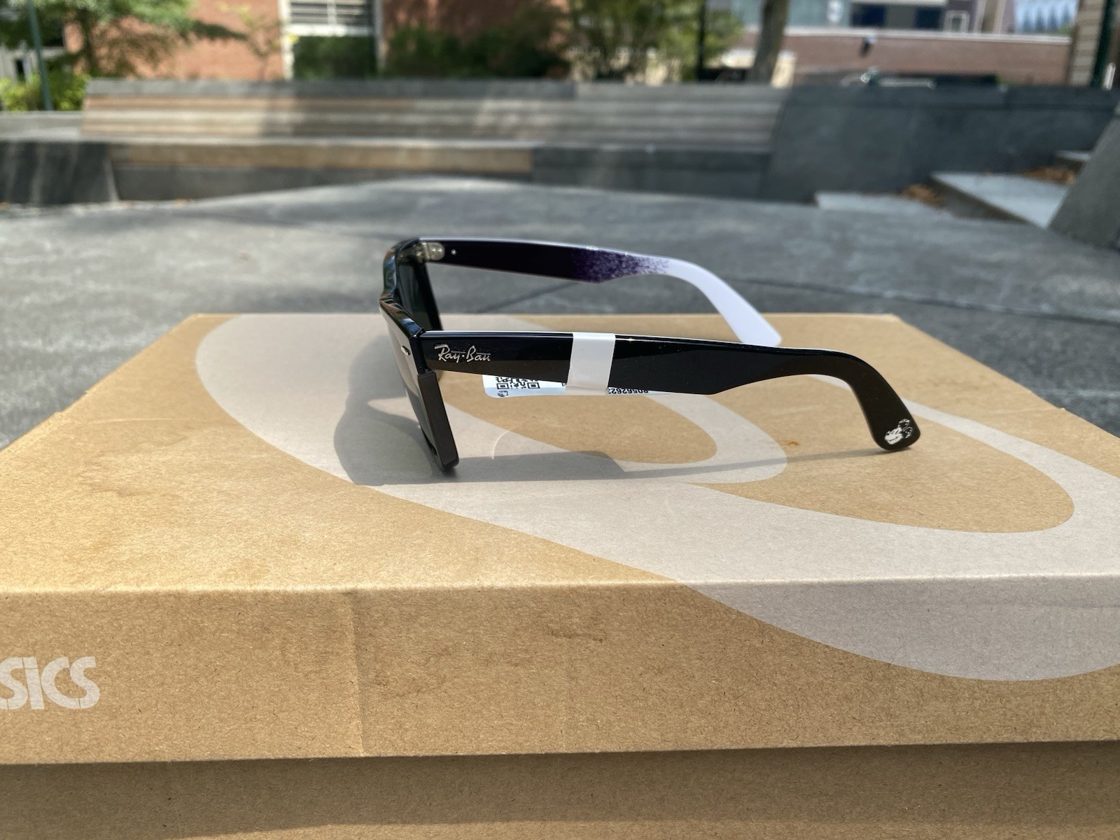 Ray-Ban Wayfarer Sunglasses