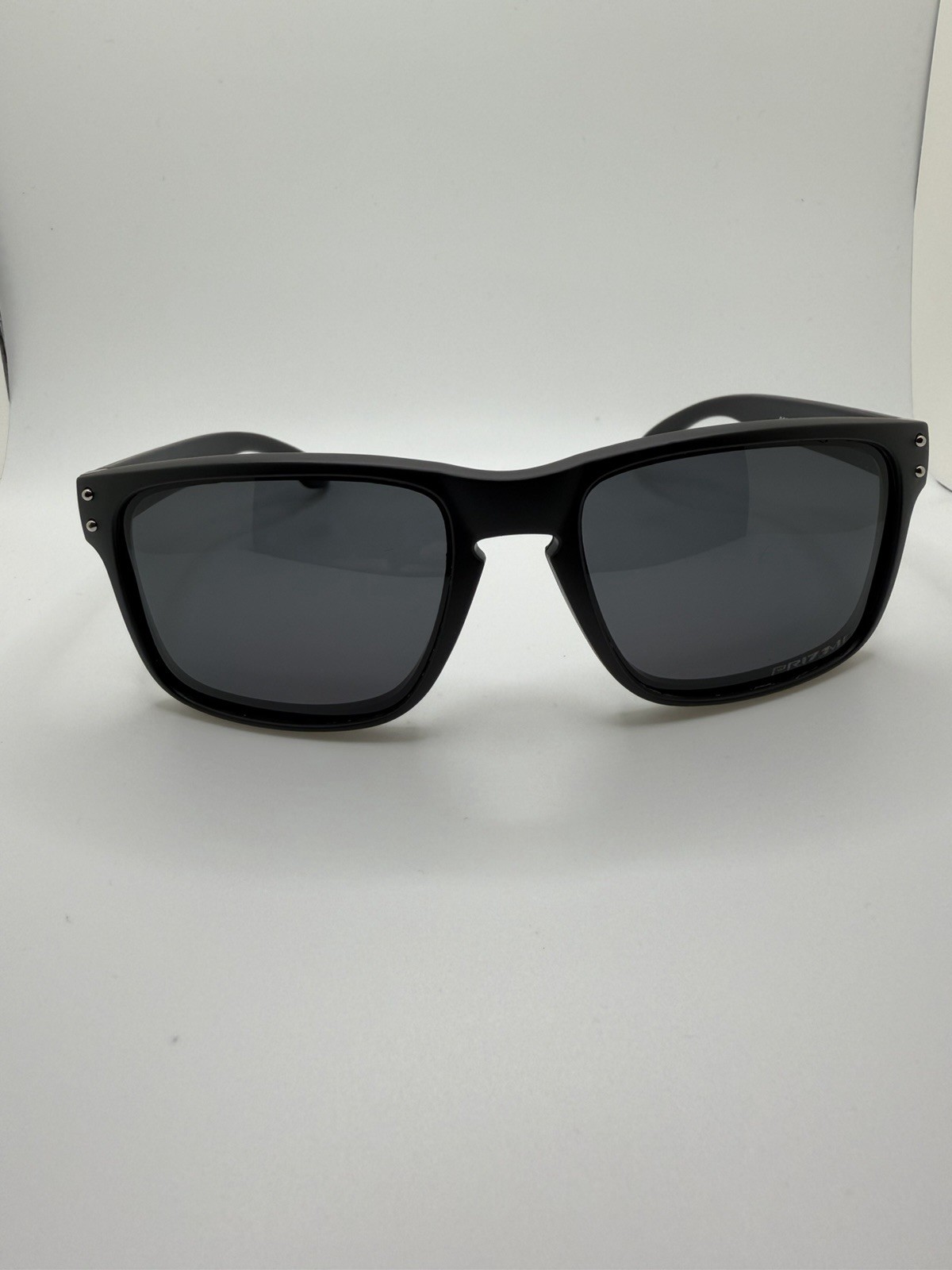NEW Oakley Holbrook OO9102 Sunglasses Matte Black Frame – Black Prizm Lens