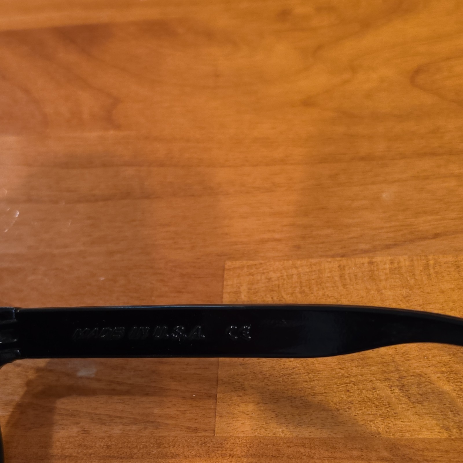 Oakley Holbrook Square Sunglasses Black Plastic Frame Gray Tinted Lenses