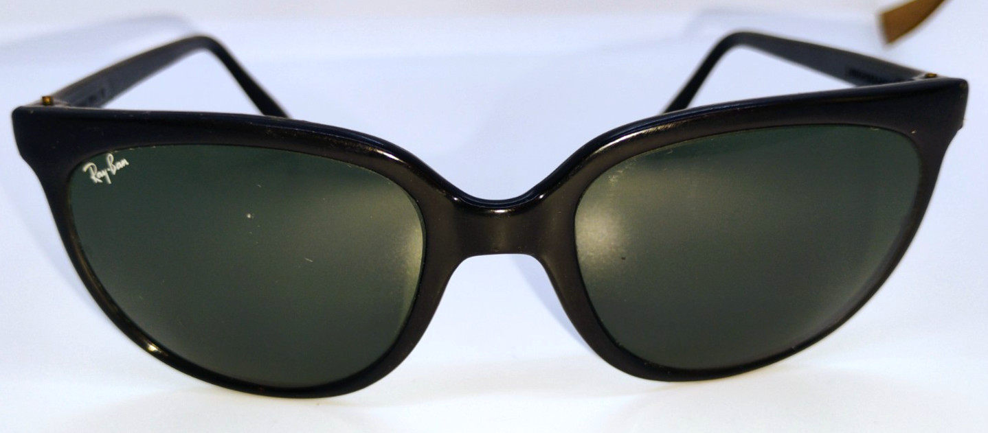 Vintage BAUSCH & LOMB RAY-BAN Black Sunglasses Frame France Nylon Green Lens