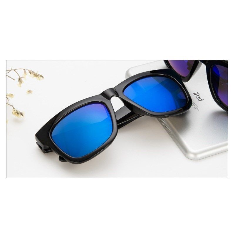 UV400 Mirror Sunglasses – Polycarbonate Lenses Plastic Frame For Unisex Eyewear
