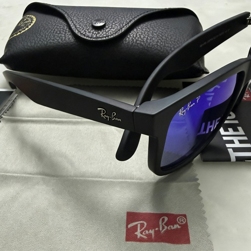 Ray-Ban Classic Polarized sunglasses Justin RB4165 622 55 Blue Lens Black Frame