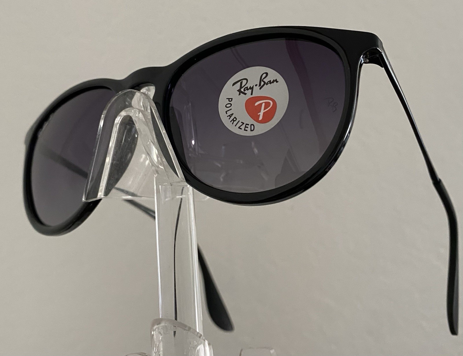 Ray-Ban RB4171 622/T3 Erika Polarized Gradient Lens Rubber Matte Black 54mm