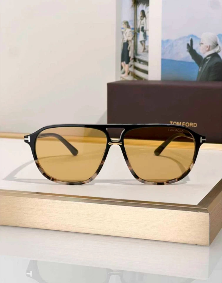 Tom Ford Bruce Sunglasses FT1026 Black Havana/Brown 61-12-145mm With Case New