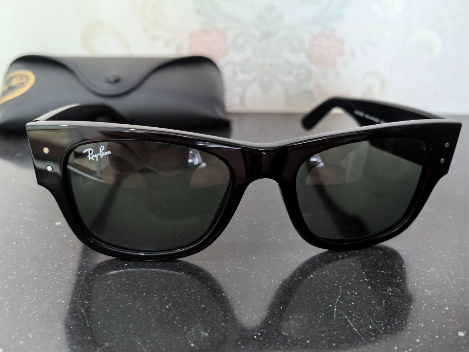 Ray-Ban Mega Wayfarer Sunglasses RB0840S 901/31 Black / Classic Green 51-21 145