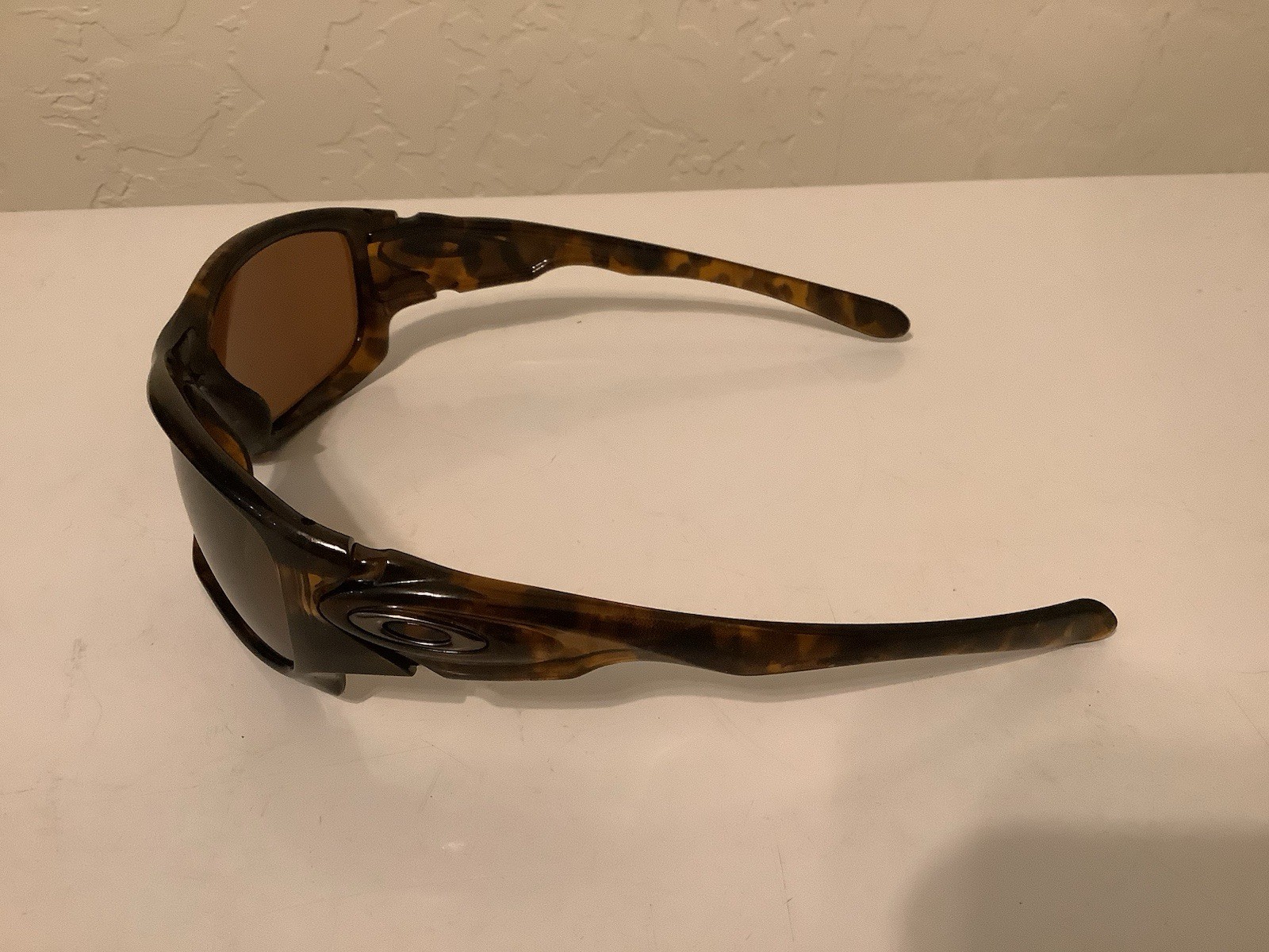 Oakley Ten-X Sunglasses Made In USA Polarized & Scratch Resistant Lenses used