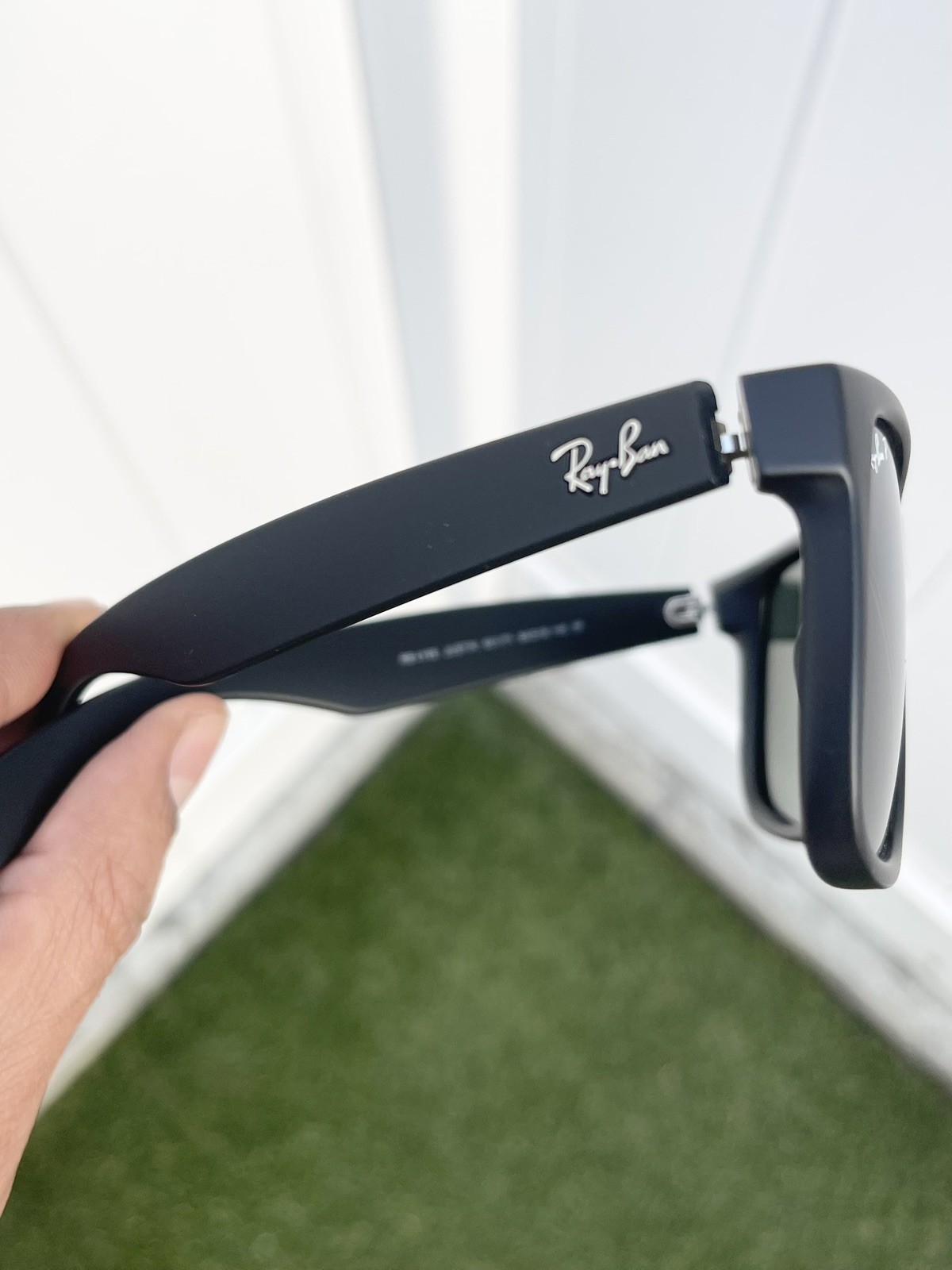 NWT Authentic Ray Ban Polarized Justin RB4165 4165 Black G15 Lens 54/16