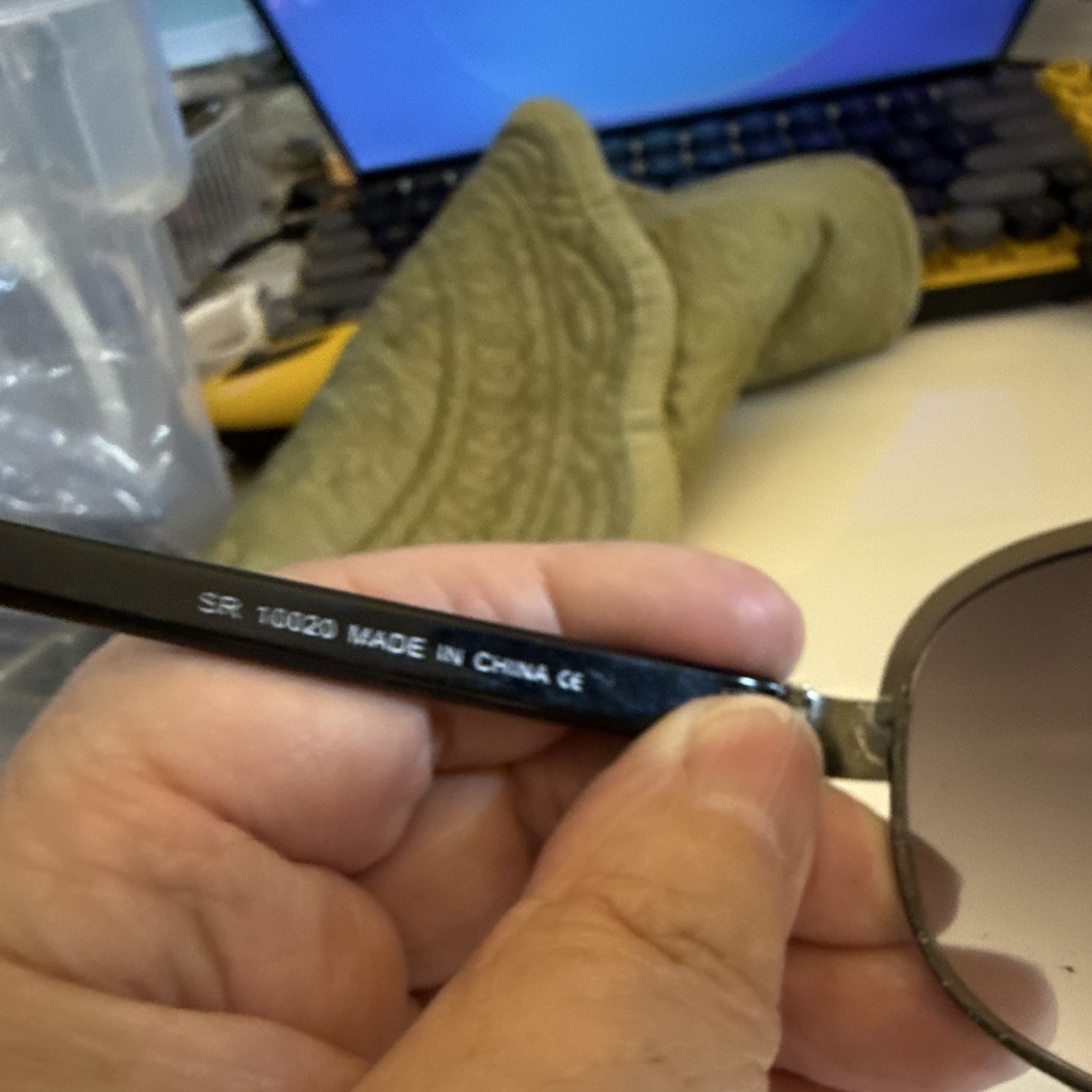 Rimless Shield Sunglasses Black Frame Gray Gradient Plastic/Metal