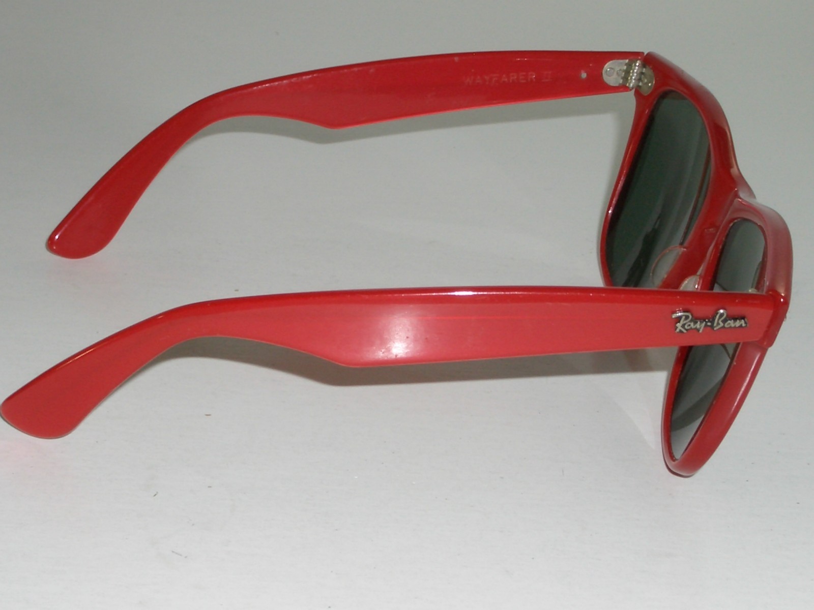 VINTAGE B&L RAY-BAN MADE IN USA CRIMSON RED G15 WAYFARER II SUNGLASSES SUPERB!!!