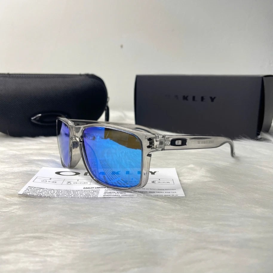 Oakley Holbrook Grey Smoke Clear Frame Blue Mirror Polarized Lens Sunglasses NEW