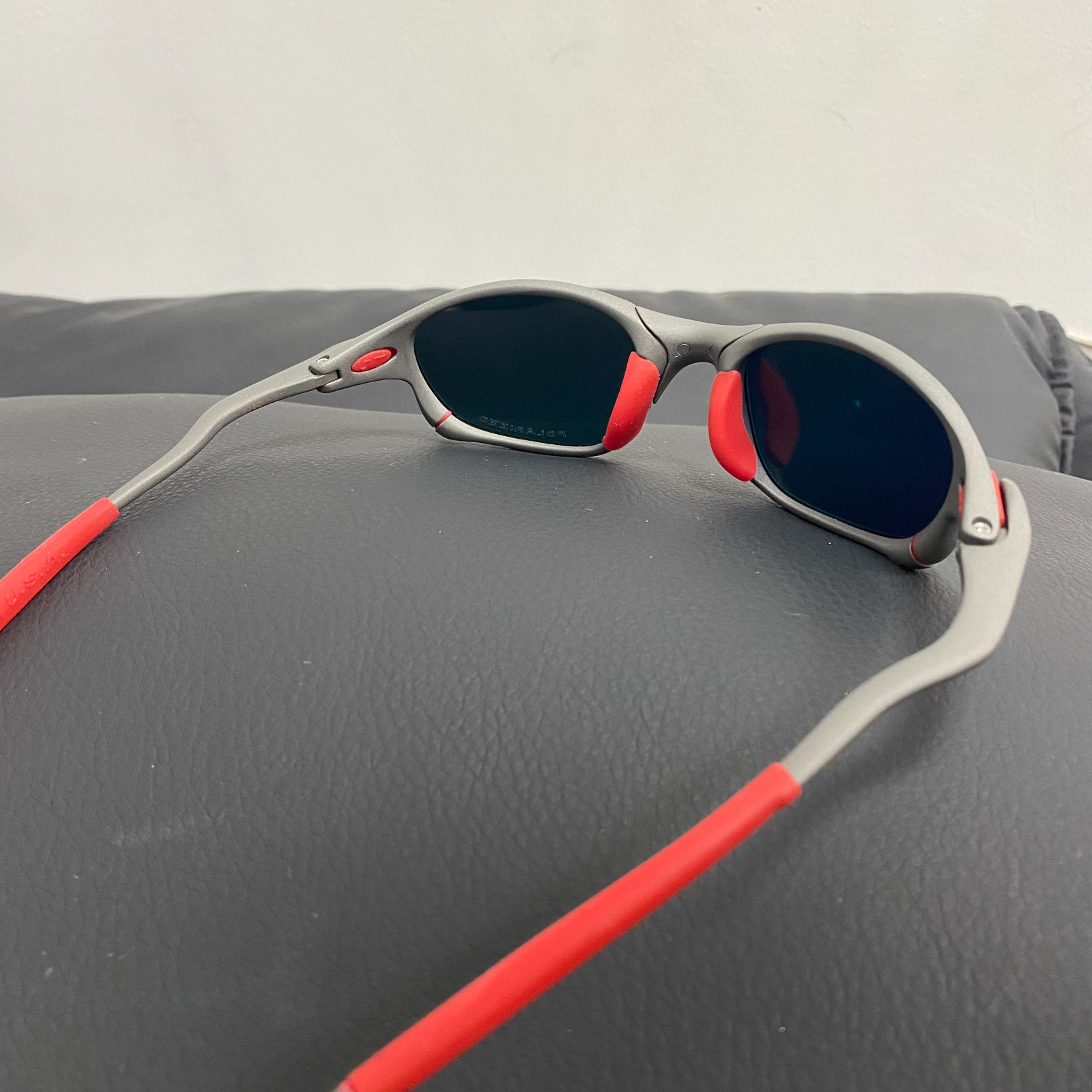 Oakley Juliet 2.0 X-Metal Polarized Sunglasses Red Lens Gray Frames Vintage