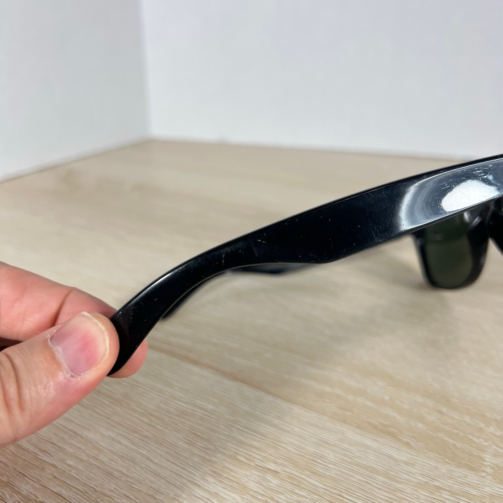Ray-Ban RB2132 New Wayfarer 901 Sunglasses Black READ DESC 55-18 Italy
