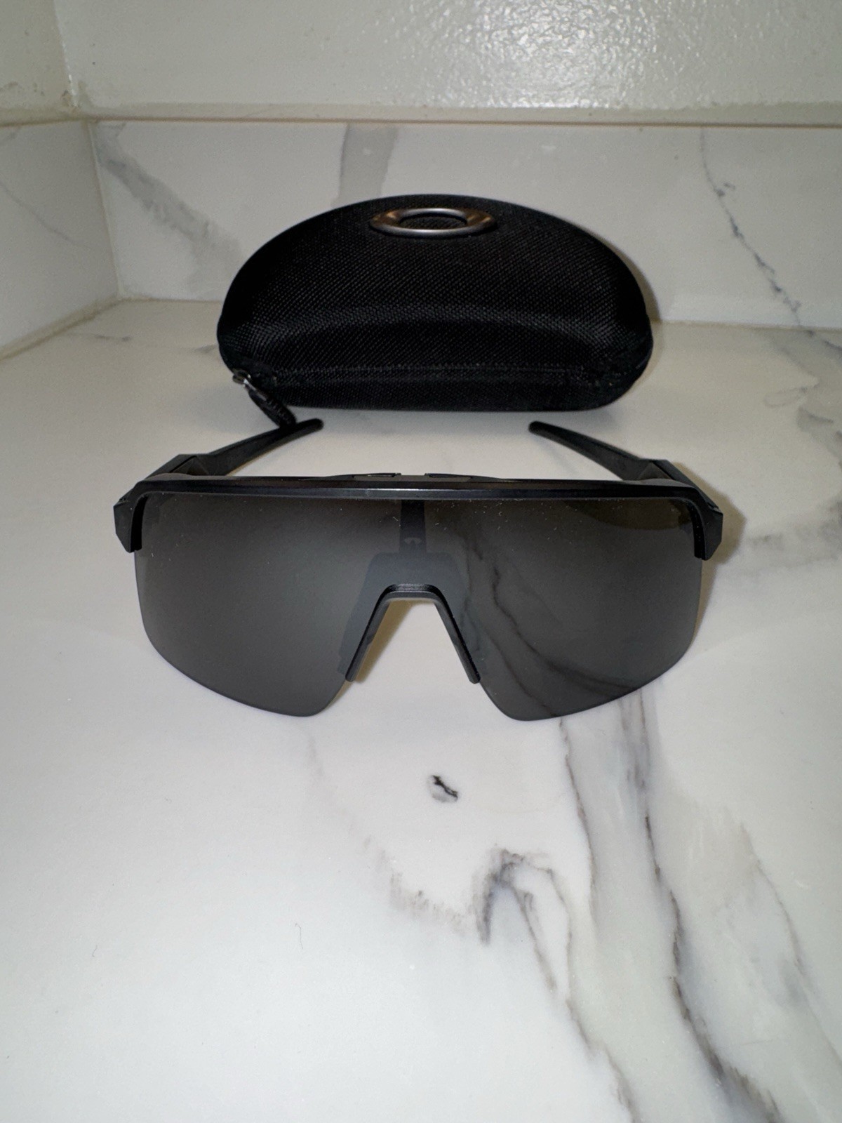 Oakley Sutro Prizm Shield Sunglasses Lightweight Wrap Black Plastic unisex