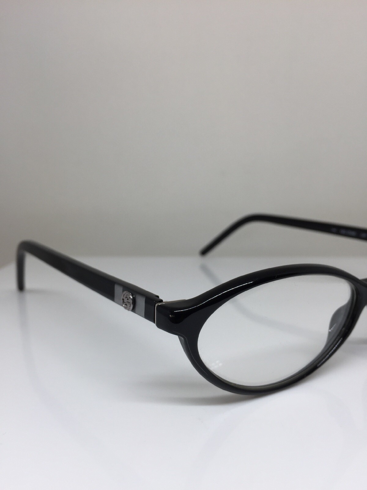 New Vintage GUCCI GG 2596 EYEGLASSES GLASSES GG 2596 C. Z8P Shiny Black 53-15mm
