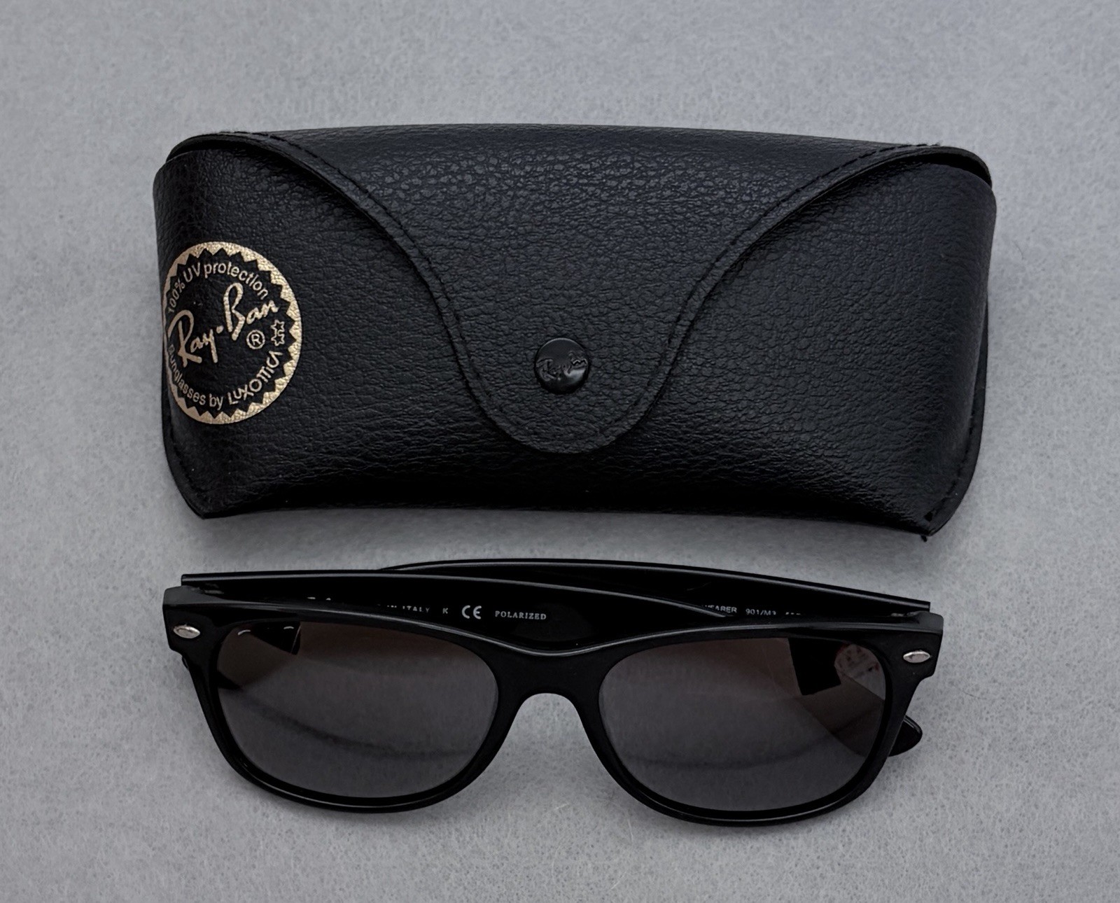 Ray-Ban New Wayfarer RB2132 901/M3 55mm Italy Black Polarized Sunglasses *READ*