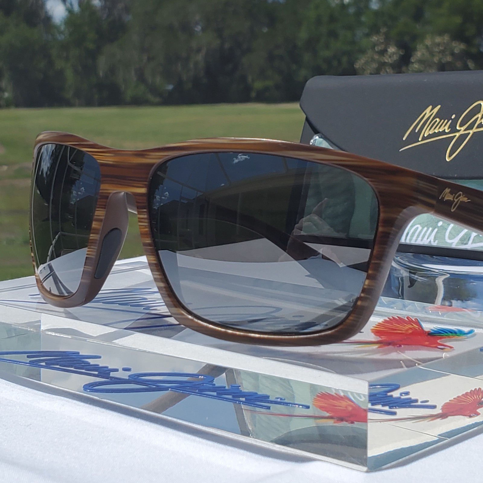 **NEW WRAPS** Maui Jim “MAKOA” 804-25W Matte Brown Woodgrain Frames/Grey Lenses!