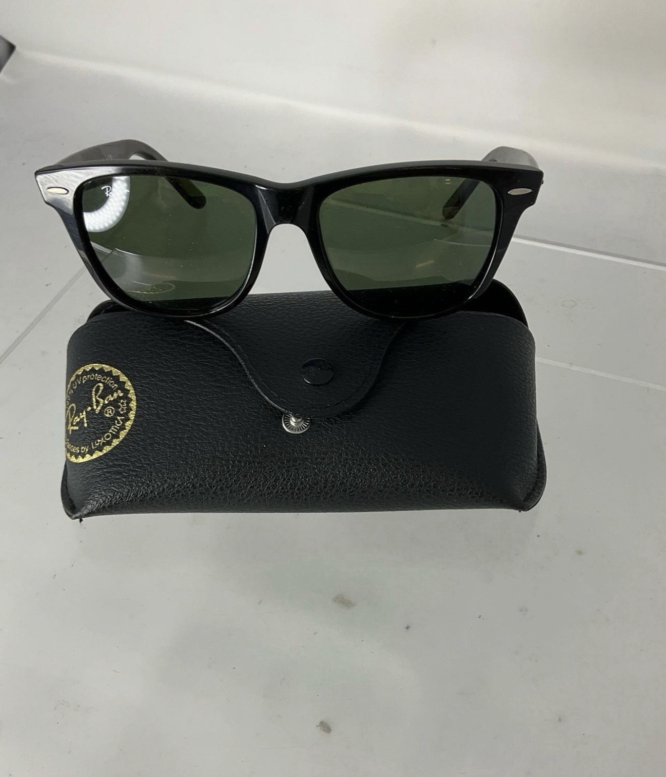 Ray-Ban RB2140 Original Wayfarer 901 54mm Black Green G-15 Sunglasses Made in It