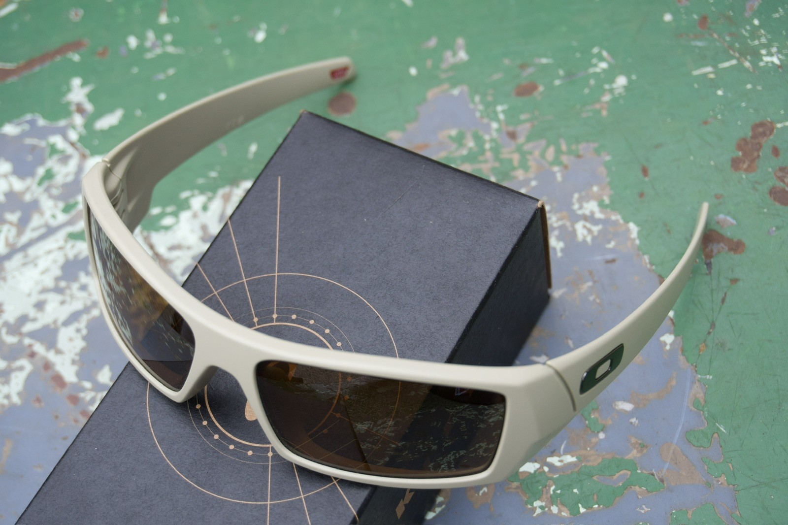 OAKLEY GASCAN DESERT TAN PRIZM TUNGSTEN SI OO9014-4160 NEW