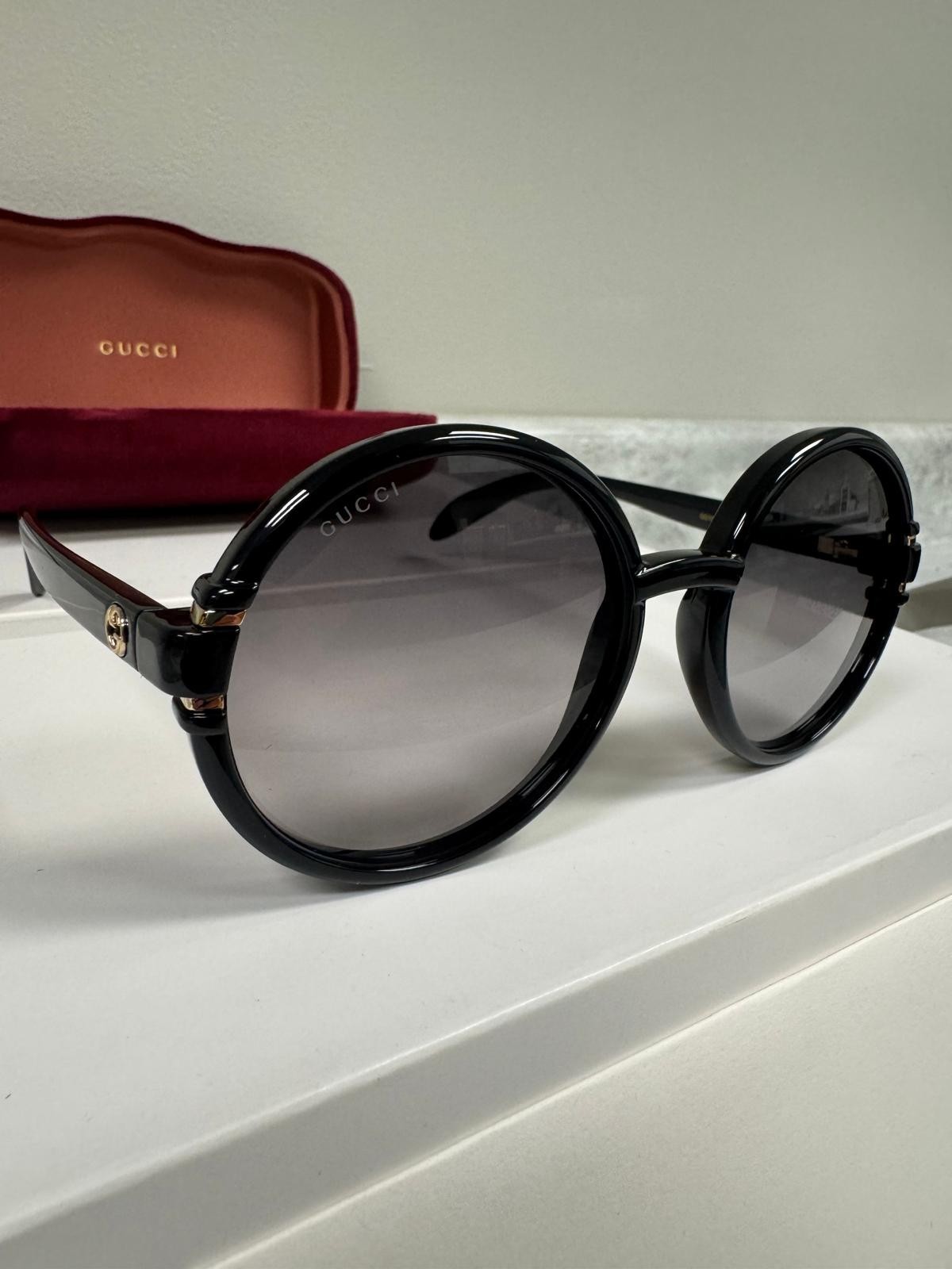 GUCCI | NEW | 1067S | 1067S – 001 | BLACK | GRADIENT GREY