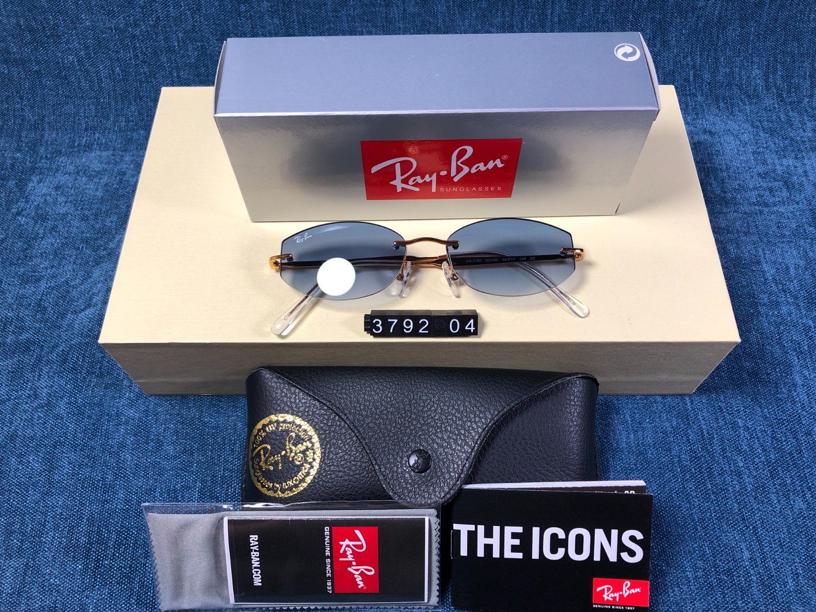 Ray Ban Sunglasses RB3792 001/4C GOLD/BLUE GRADIENT LENS 55/17MM 145MM —04