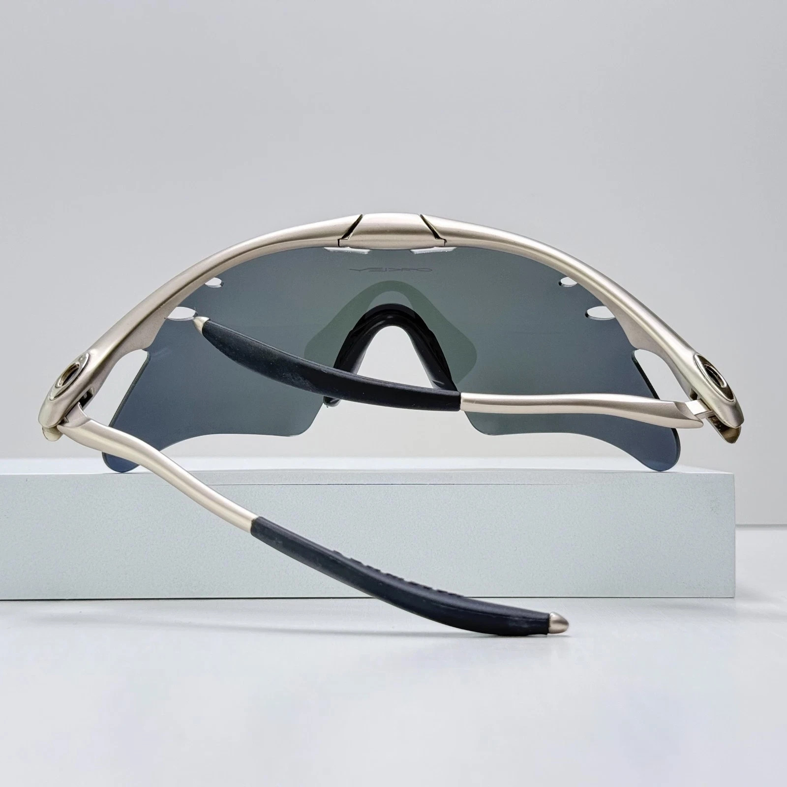 Oakley Mag X-Metal Sunglasses Silver Frame Purple Lens New Rare