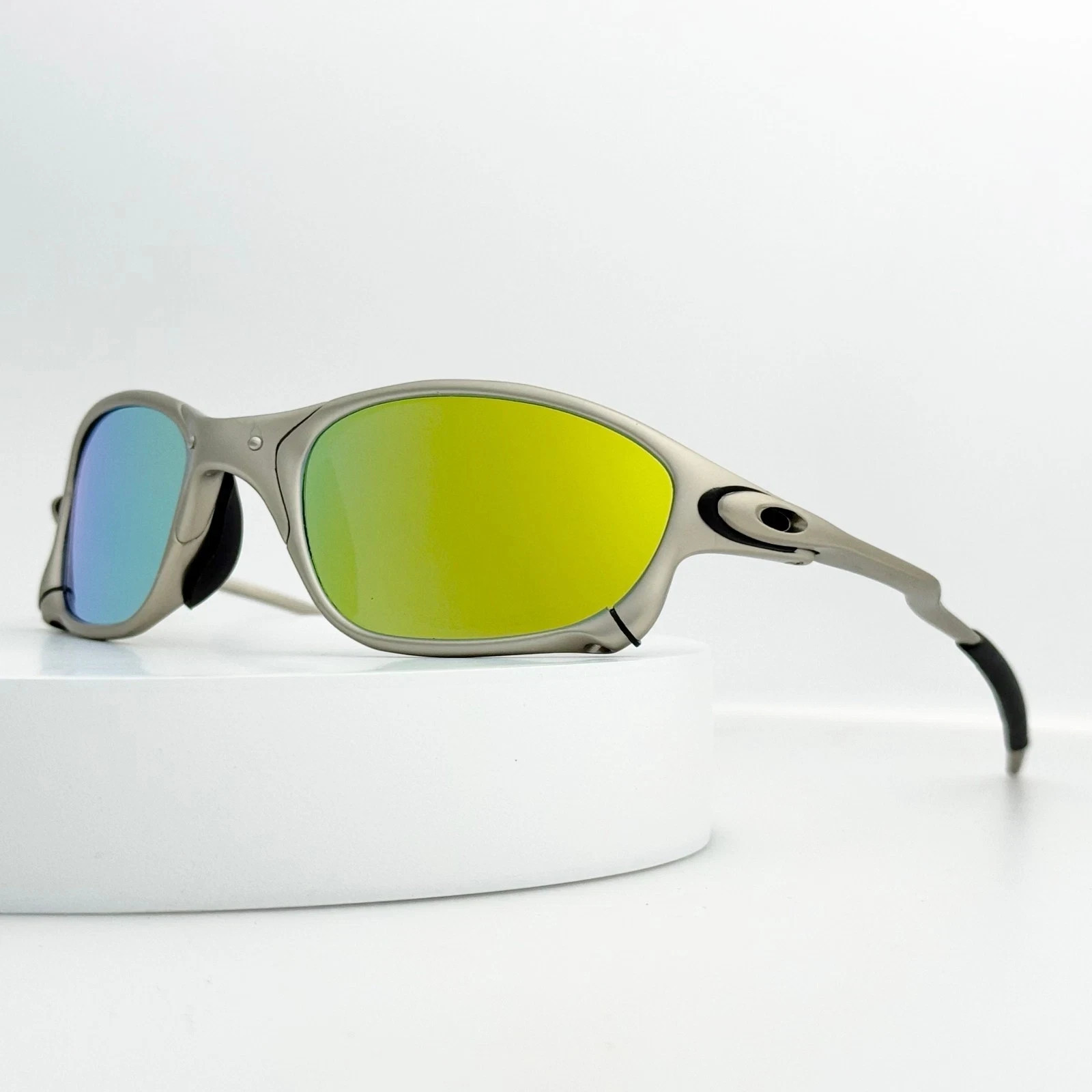 Oakley Juliet X-Metal Sunglasses Silver Frame Yellow Blue Gradient Lens/*