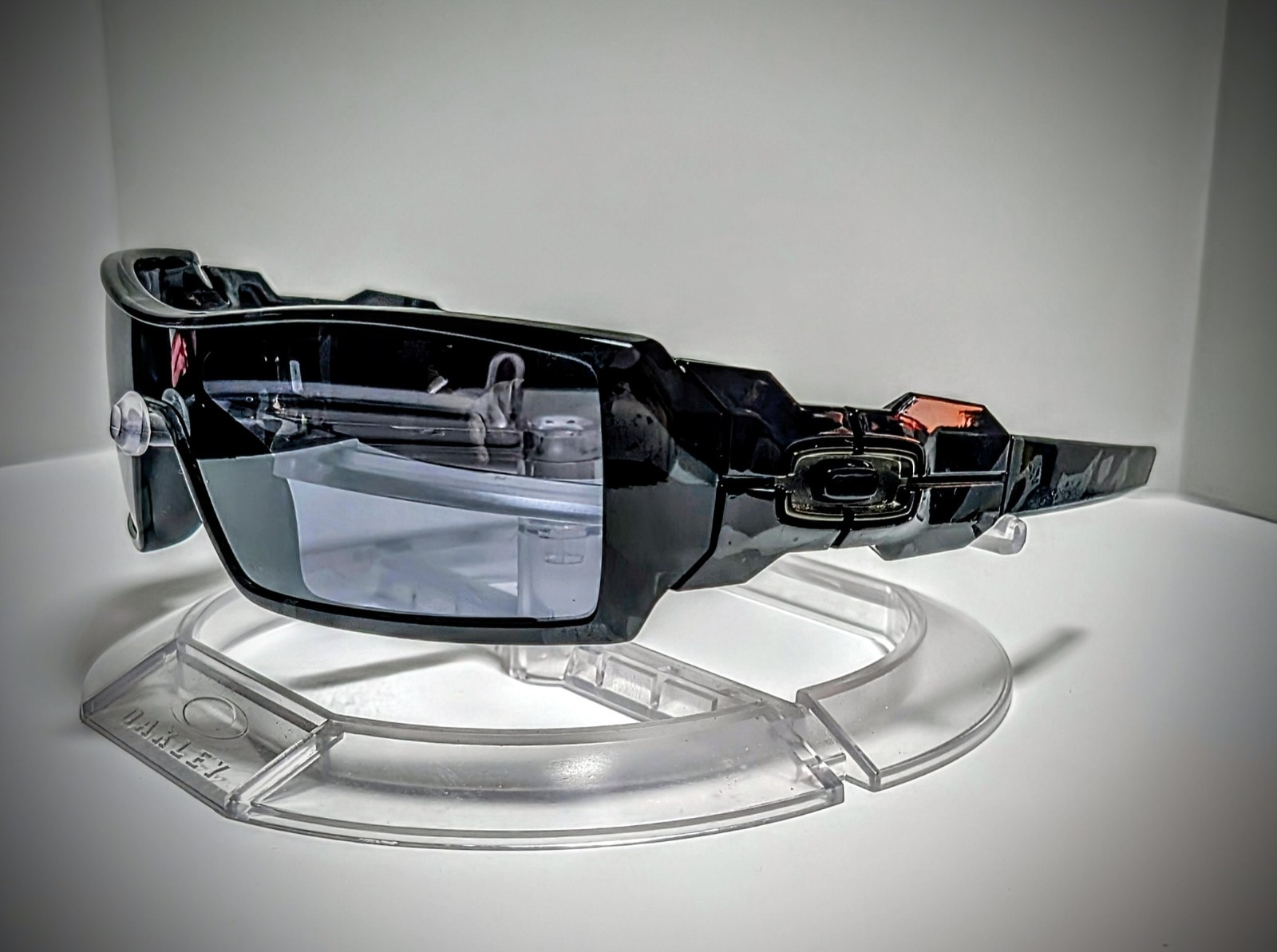 Shadow Camo Oakley Oil Rig Sunglasses w/ Smoke Polarized Lenses – MINT AUTHENTIC