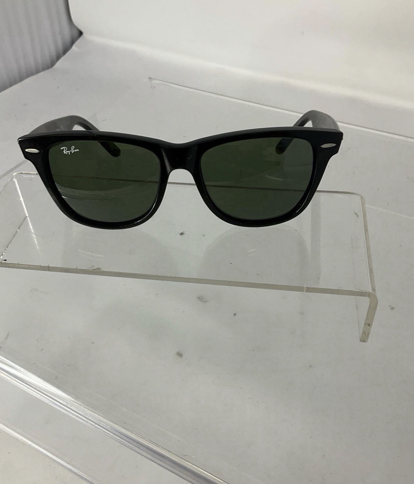 Ray-Ban RB2140 Original Wayfarer 901 54mm Black Green G-15 Sunglasses Made in It