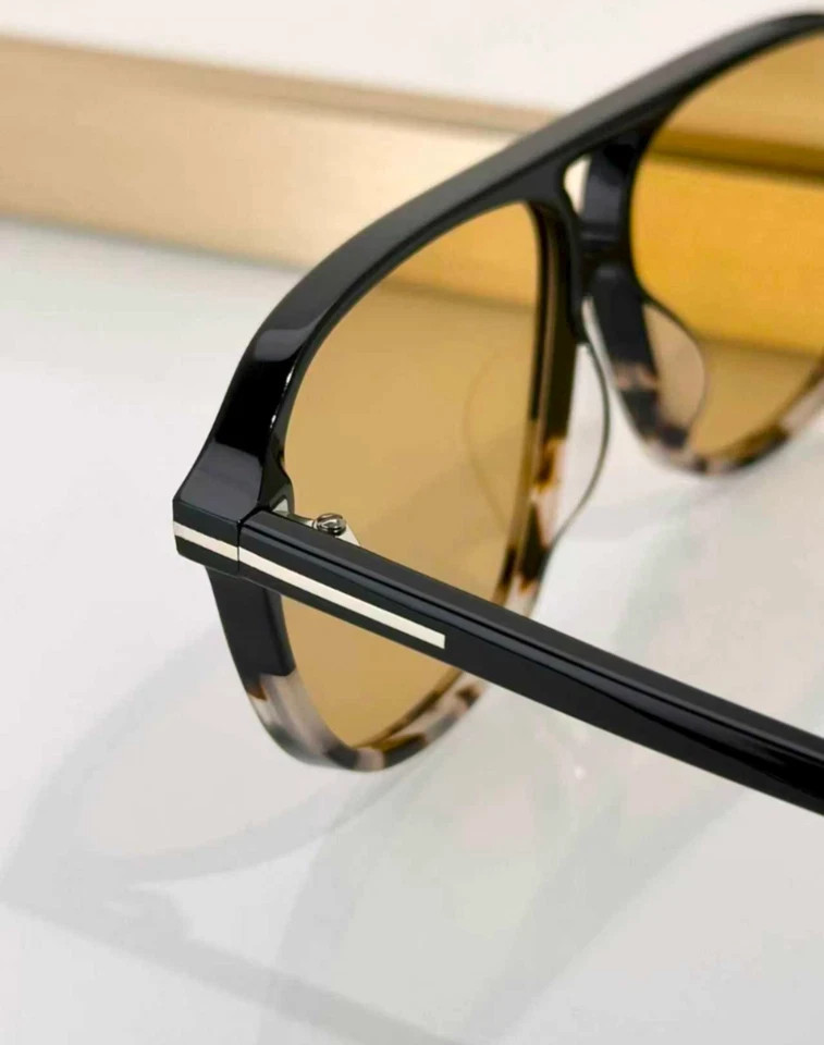 Tom Ford Bruce Sunglasses FT1026 Black Havana/Brown 61-12-145mm With Case New