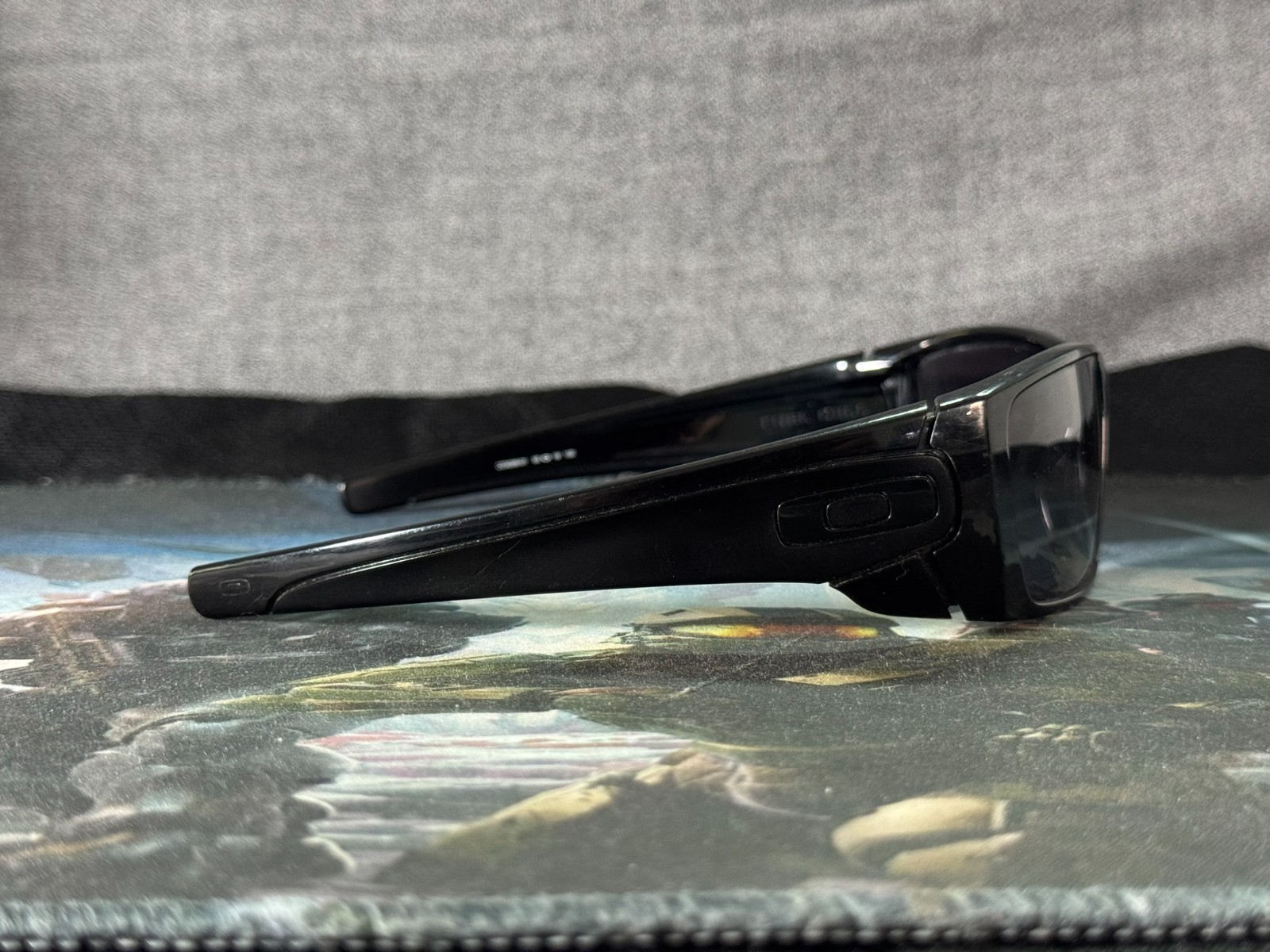 Oakley Fuel Cell Men’s Polished Black Rectangle Sunglasses Frame Only 60-19-130