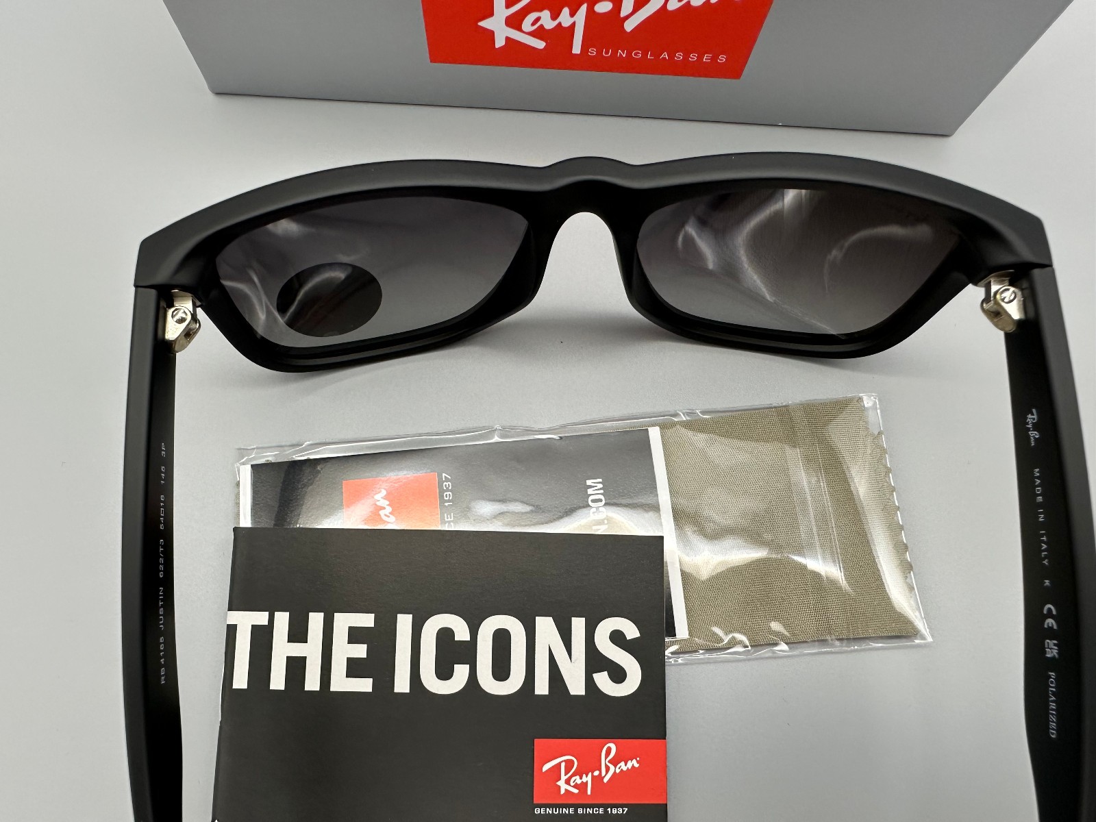 NEW Ray-Ban Justin Grey Gradient Polarized Men’s Sunglasses RB4165 622/T3 54mm