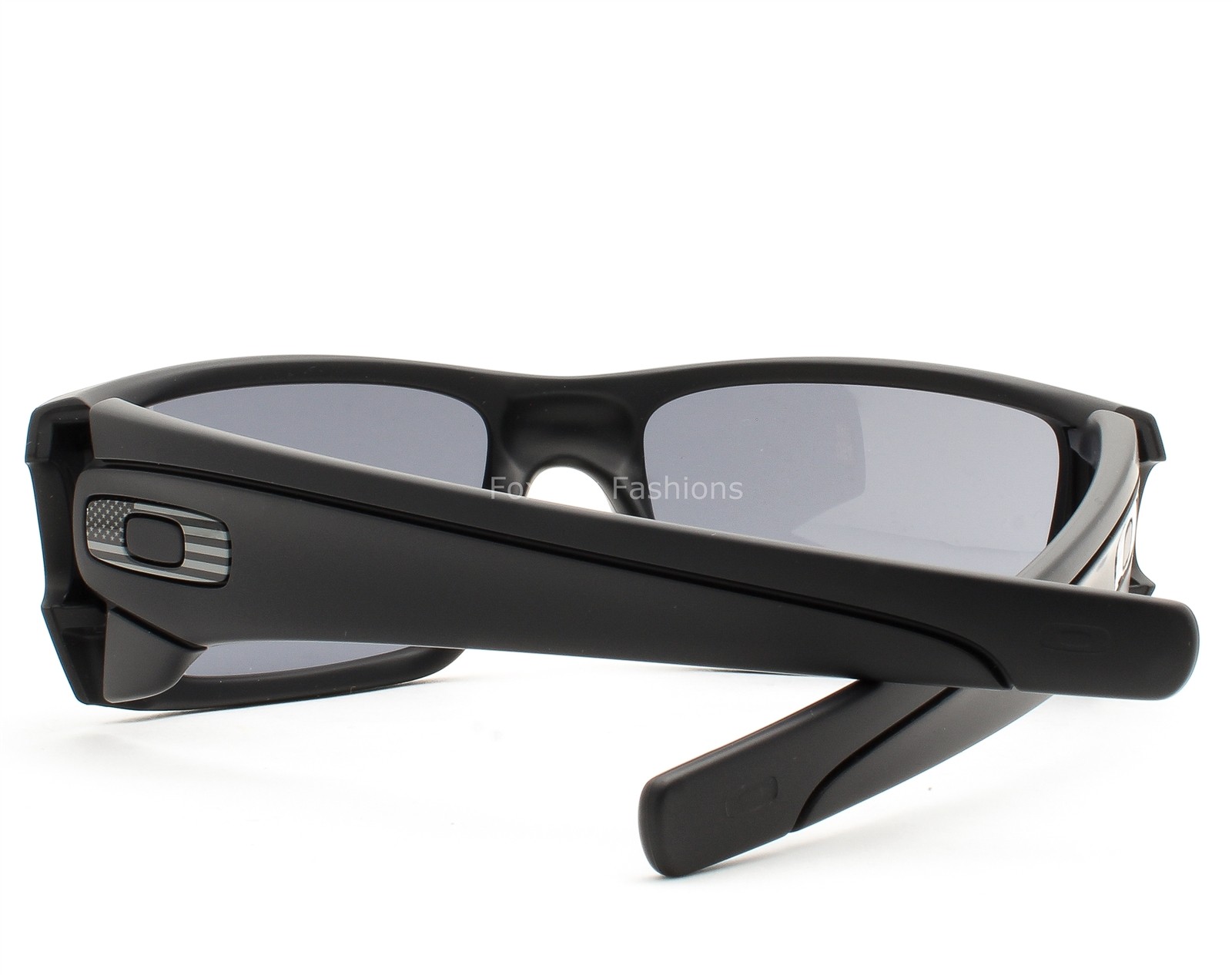 Oakley Fuel Cell Sunglasses Matte Black Gray USA Flag OO9096-2960 with Pouch