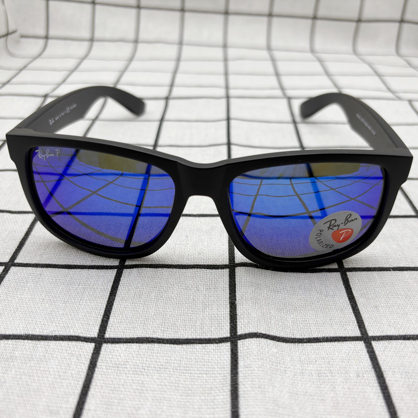 Ray-Ban Classic Polarized sunglasses Justin RB4165 622 55 Blue Lens Black Frame