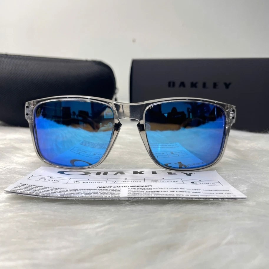 Oakley Holbrook Grey Smoke Clear Frame Blue Mirror Polarized Lens Sunglasses NEW