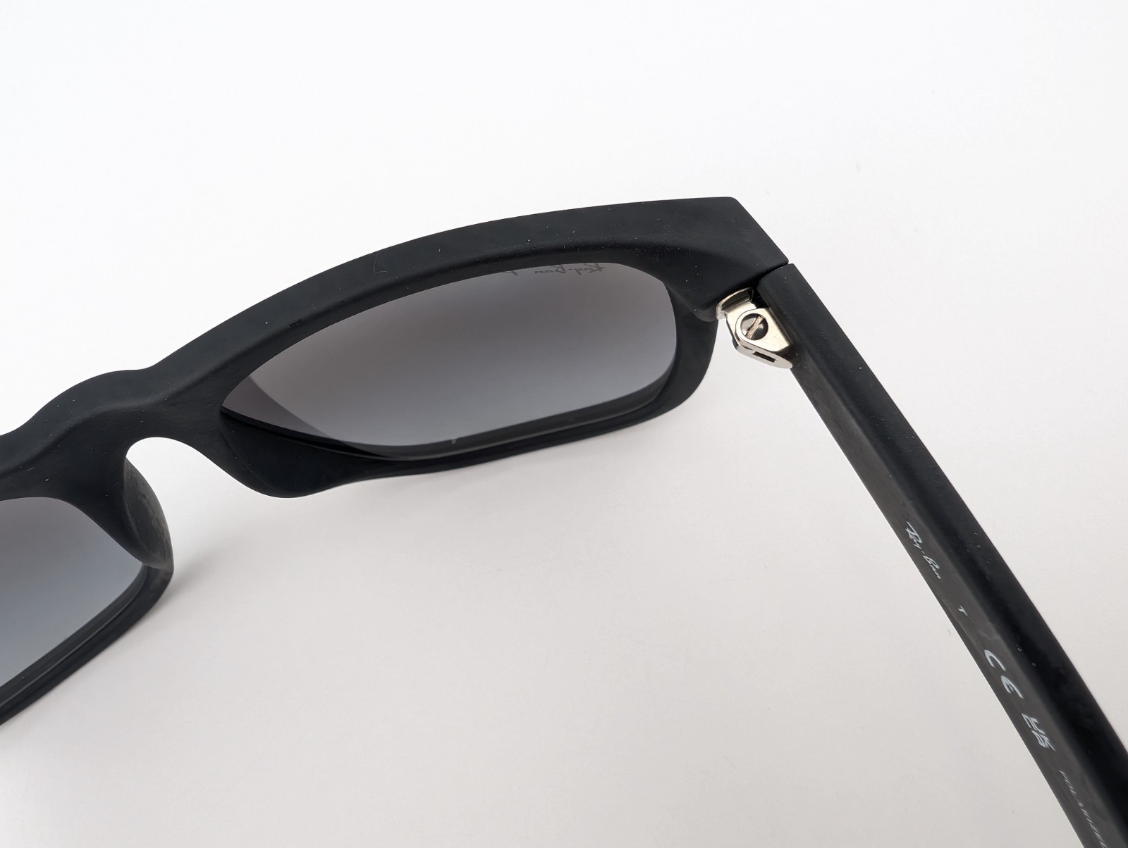 Ray-Ban Sunglasses, Polarized Lenses, Justin RB 4165 622/T3 3P Black, 54-16-145