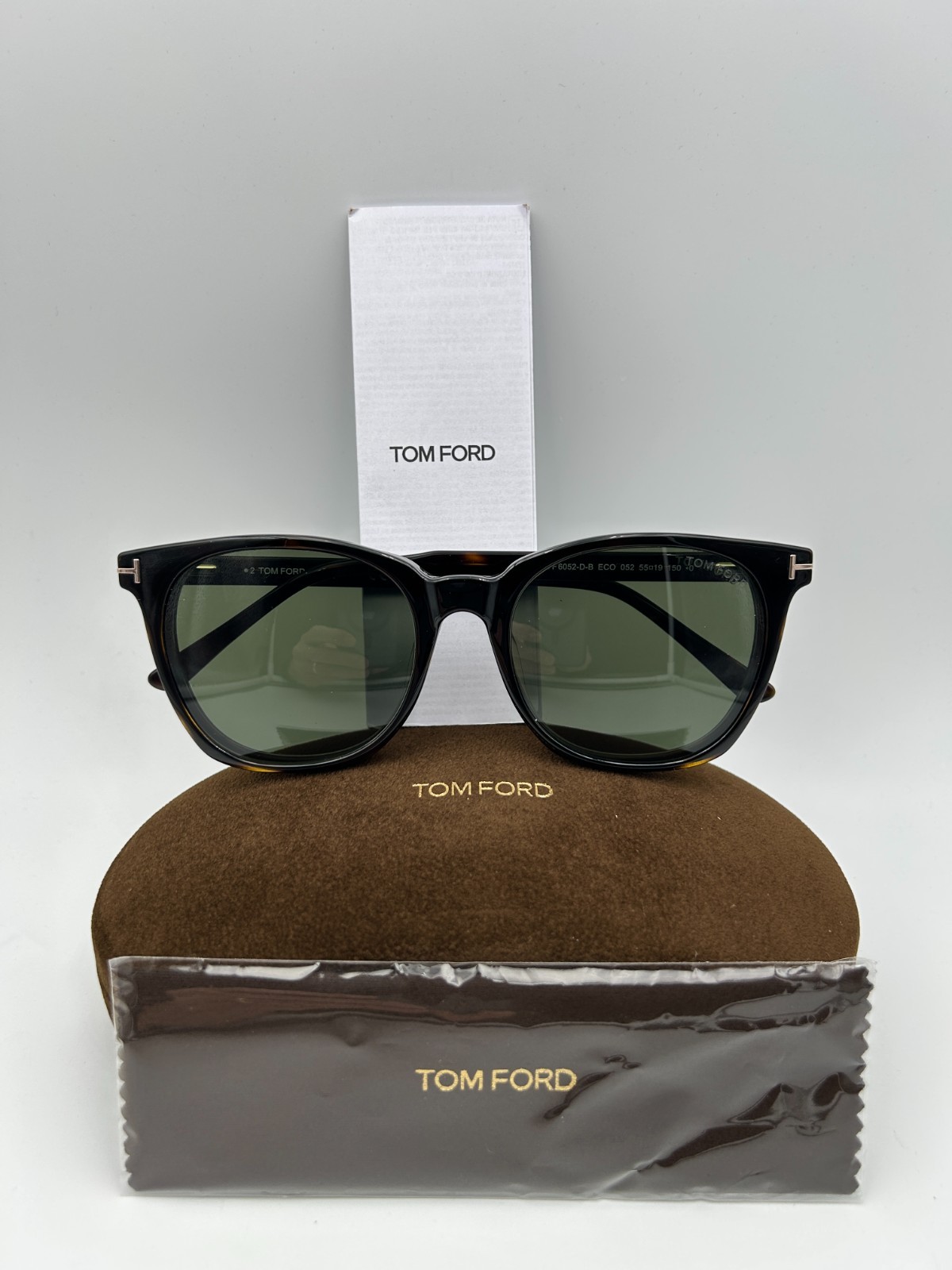 Tom Ford Sunglasses TF6052 D B 052 Tortoise Gray 55 Clip on Blue light