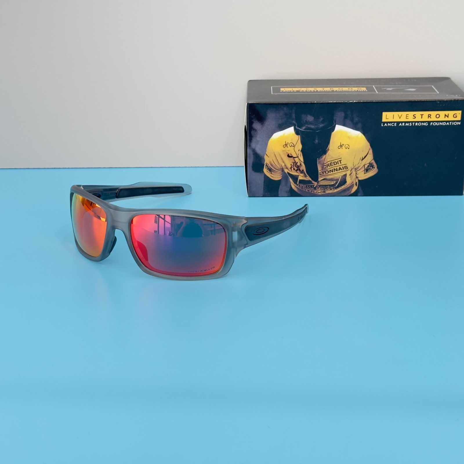 Oakley Turbine Rotor OO9263 Gray Smoke Prizm Ruby Sunglasses New w/ Box